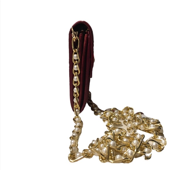 Authentic Louis Vuitton Red Vernis Sarah Wallet /WOC - Picture 3 of 14